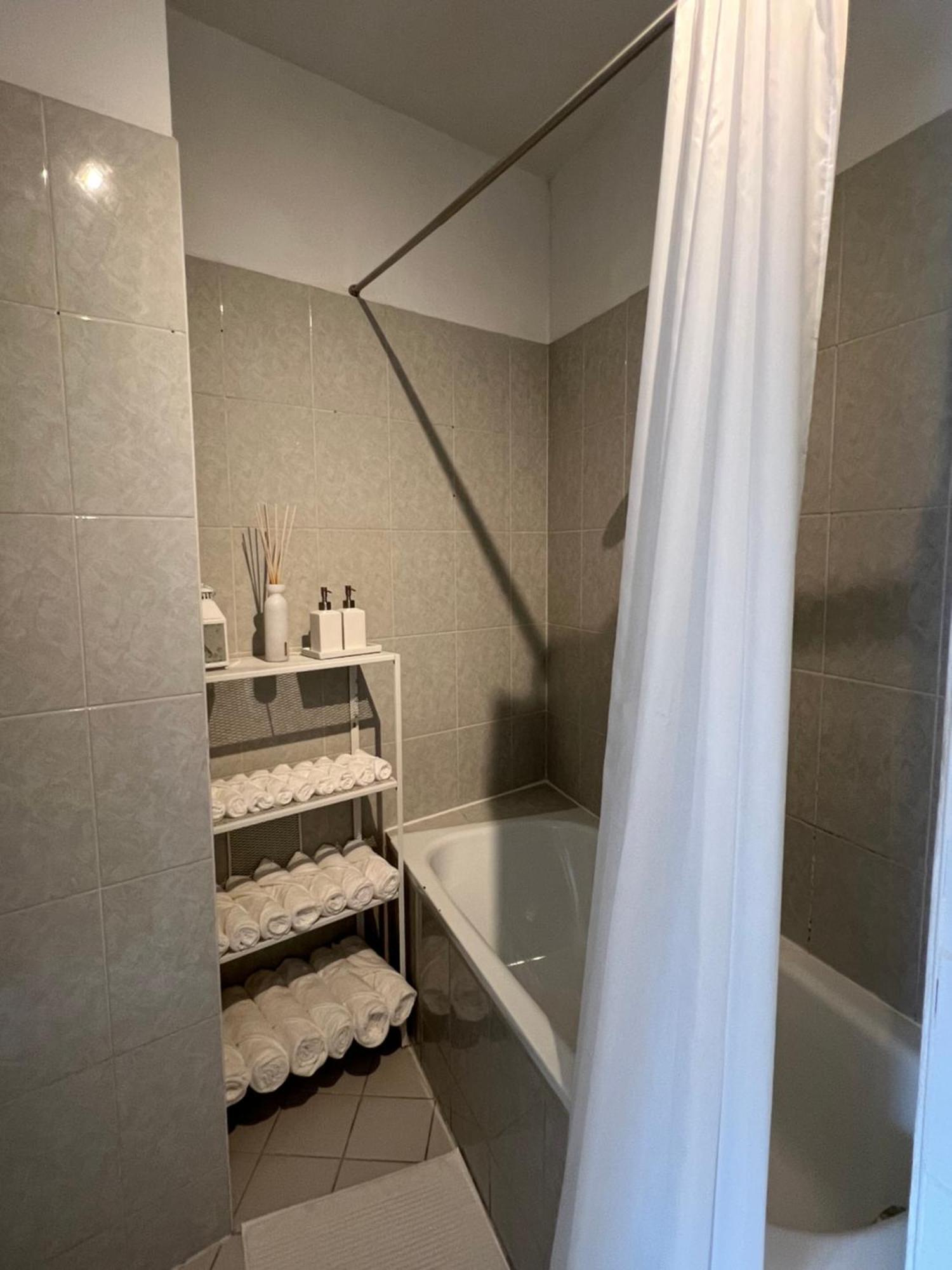 Appartement Lumineux Dans Un Quartier Anime Brusel Exteriér fotografie